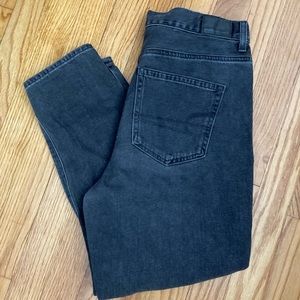 American eagle mom jeans